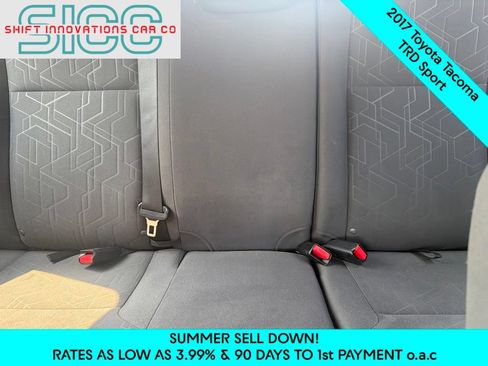 Used 2017 Toyota Tacoma TRD Sport AWD/4WD image 22