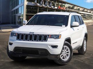 Used 2019 Jeep Grand Cherokee Laredo RWD video 1
