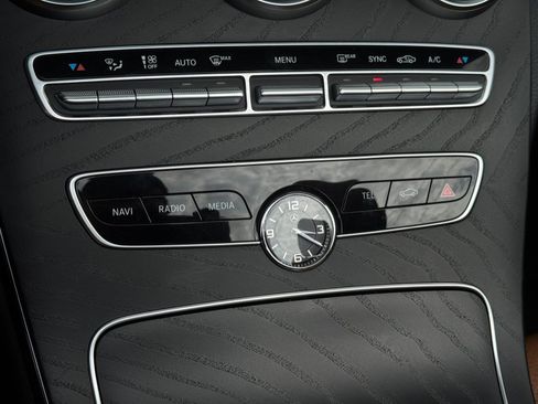 Used 2021 Mercedes-Benz C 300 4MATIC Cabriolet image 78