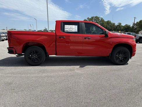 New 2025 Chevrolet Silverado 1500 Custom image 6