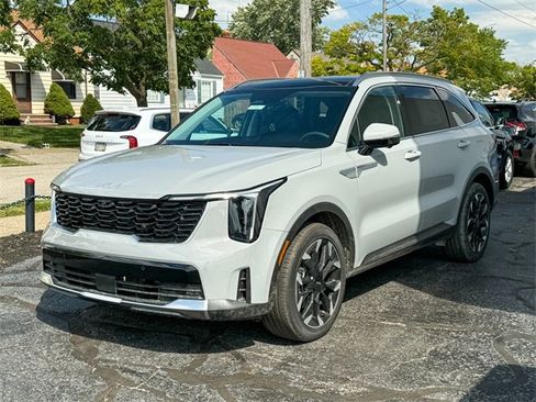 Certified 2024 Kia Sorento SX image 9