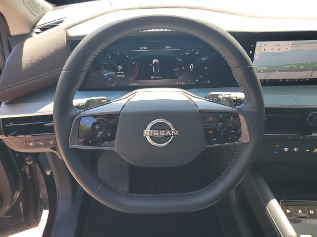 Certified 2025 Nissan Murano Platinum w/ Cargo Package AWD/4WD image 18