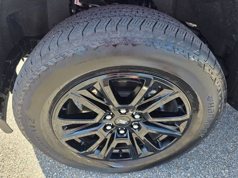 Certified 2025 Ford F150 Platinum w/ Equipment Group 702A High AWD/4WD image 11
