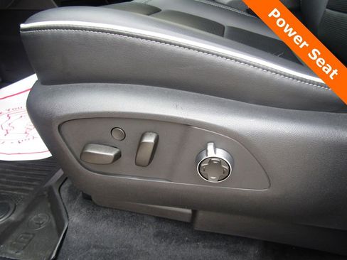 Used 2025 Buick Enclave Avenir w/ Super Cruise Package image 7