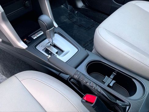 Used 2017 Subaru Forester 2.5i Limited image 16