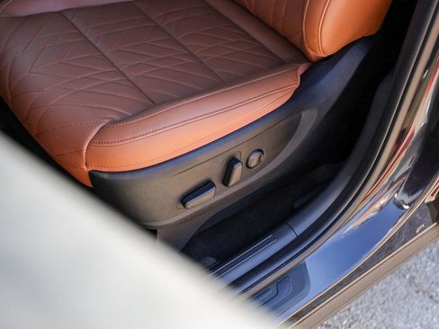 Used 2025 Kia Telluride EX X-Line image 8