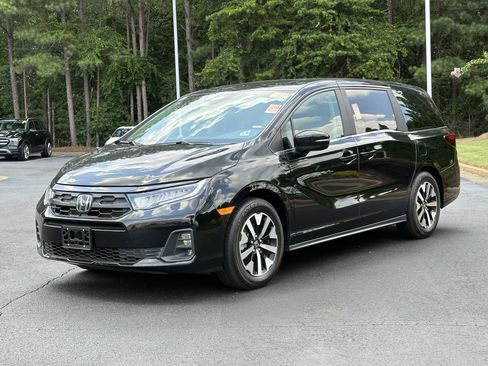 Used 2026 Honda Odyssey EX-L image 2