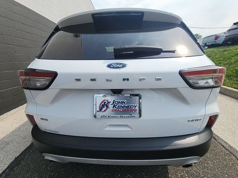 Certified 2022 Ford Escape SE w/ Convenience Package AWD/4WD image 5