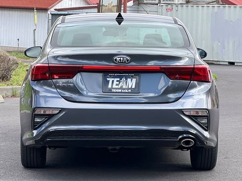 Certified 2021 Kia Forte LXS FWD image 5