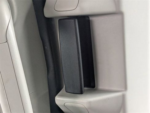 Used 2023 Ford Transit 350 XLT image 34