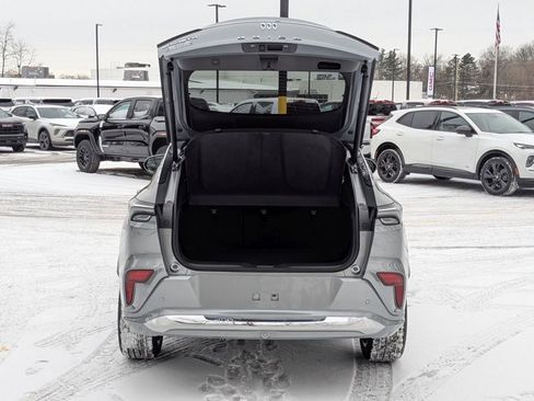 New 2026 Buick Envista Avenir image 36