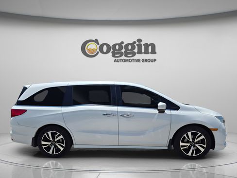 Certified 2020 Honda Odyssey Elite image 5