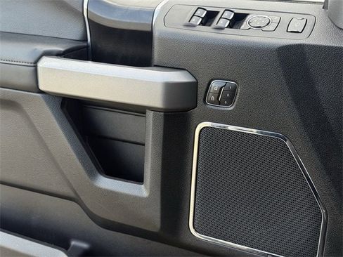 Used 2019 Ford F250 Platinum w/ Platinum Ultimate Package image 28