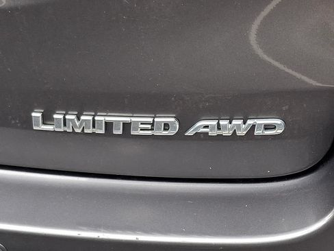 Used 2015 Toyota Highlander Limited AWD/4WD image 4