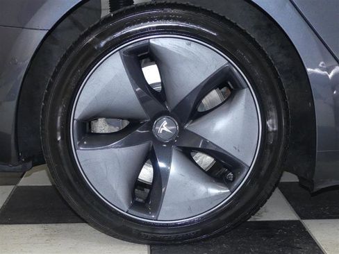Used 2019 Tesla Model 3 Standard Range Plus image 30