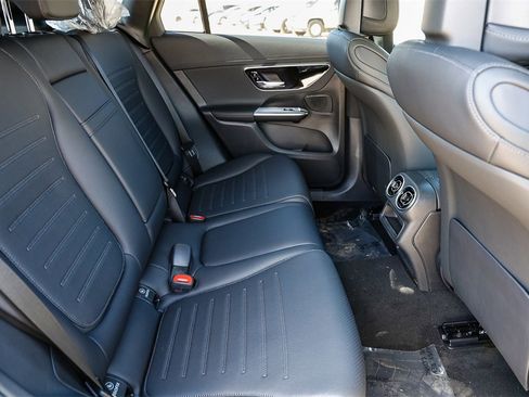 New 2025 Mercedes-Benz GLC 350e 4MATIC image 18