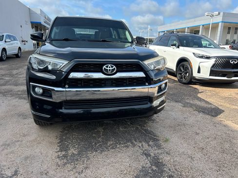 Used 2016 Toyota 4Runner Limited RWD image 37