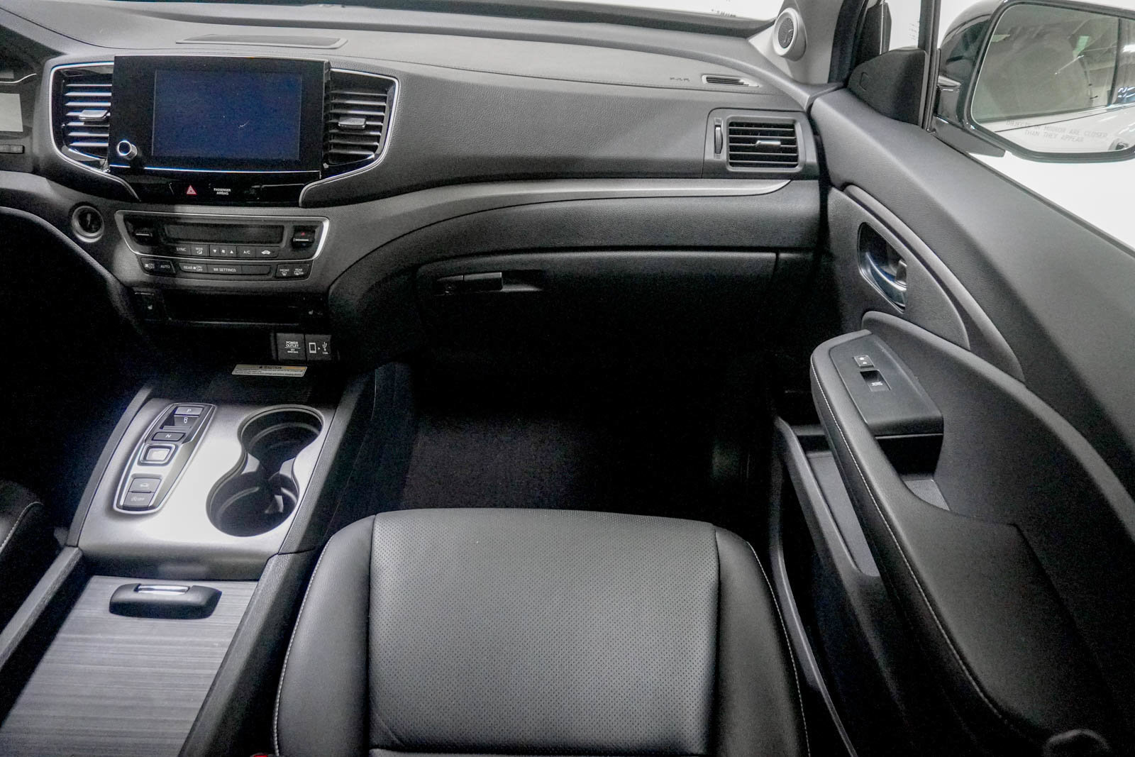 Used 2023 Honda Ridgeline RTL-E image 30