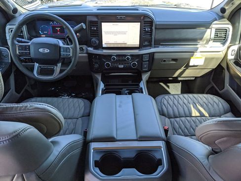 New 2026 Ford F250 Platinum w/ Platinum Plus Package image 13