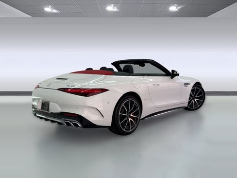 Used 2023 Mercedes-Benz SL 55 AMG 4MATIC image 8