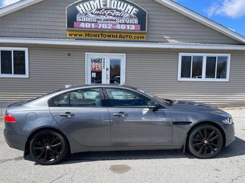 Used 2017 Jaguar XE Prestige AWD/4WD image 6