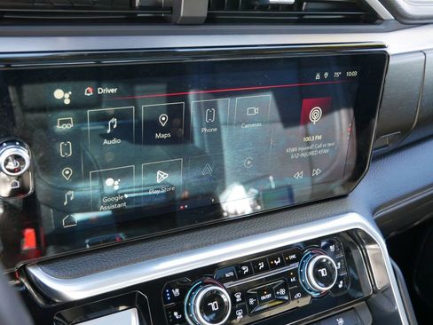 Used 2021 GMC Yukon Denali w/ LPO, Illumination Package AWD/4WD image 24