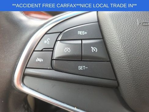 Used 2018 Cadillac XT5 Luxury image 28