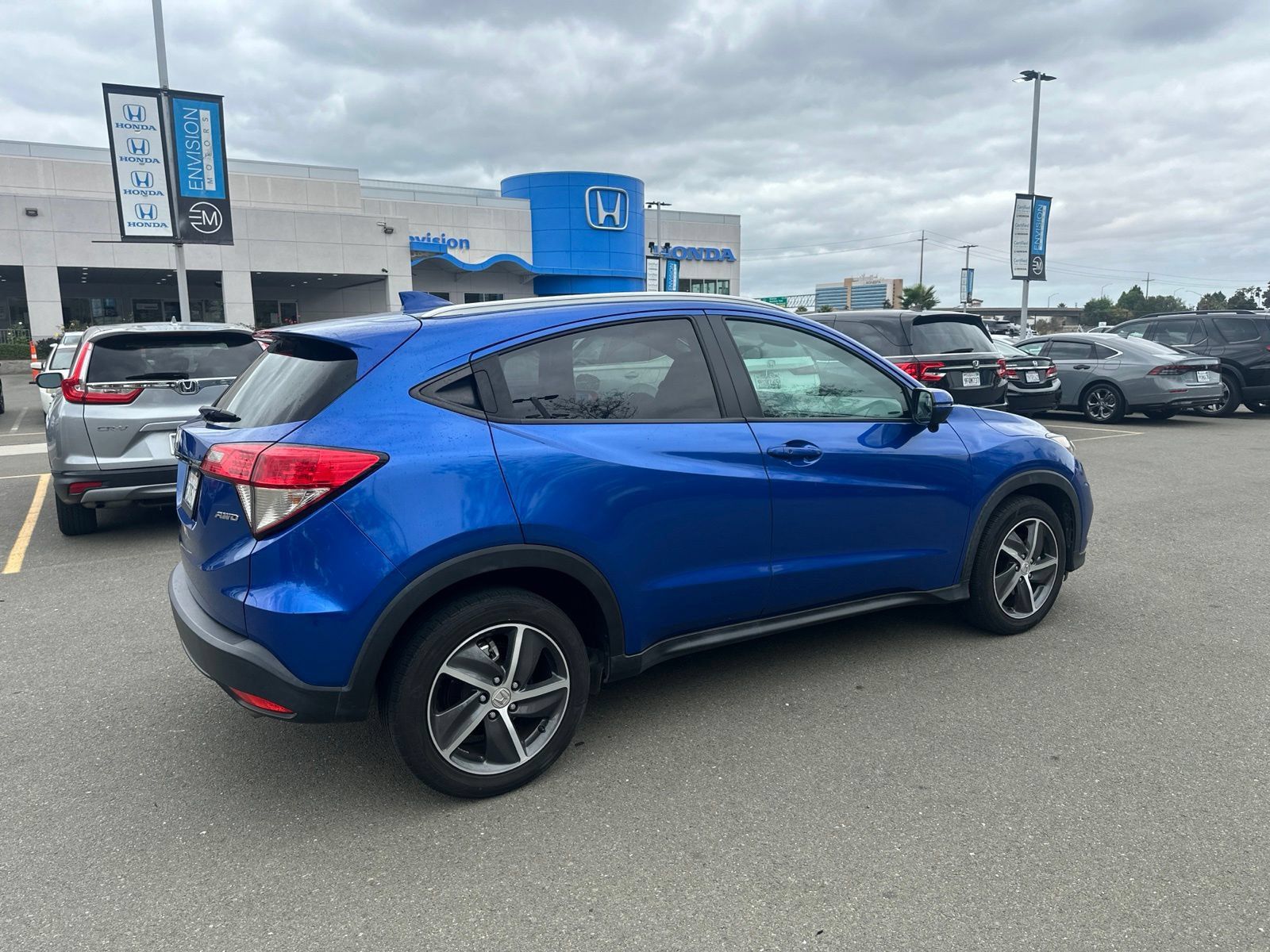 Used 2022 Honda HR-V EX image 3