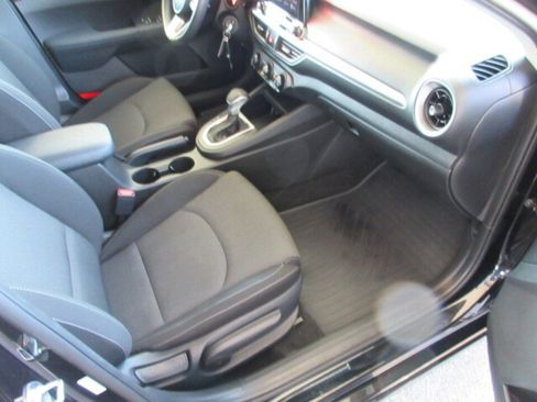 Used 2024 Kia Forte LXS image 23