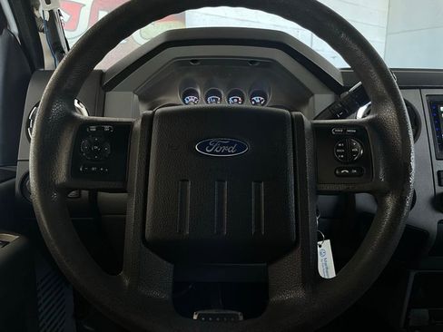 Used 2011 Ford F250 XLT w/ XLT Premium Pkg image 26
