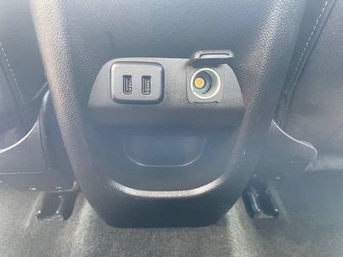 Used 2018 Chevrolet Colorado LT w/ Safety Package AWD/4WD image 29