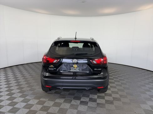 Used 2019 Nissan Rogue Sport SL AWD/4WD image 9