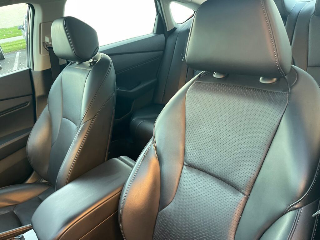 Used 2024 Honda Accord EX-L image 6