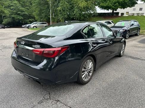 Used 2018 INFINITI Q50 Luxe w/ Essential Package (3.0T Luxe) AWD/4WD image 5