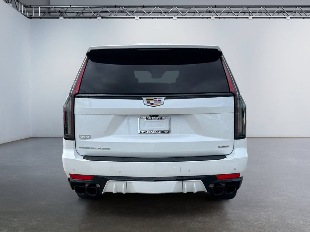 Used 2024 Cadillac Escalade V AWD/4WD image 4