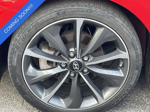 Used 2019 Hyundai Veloster 2.0 Premium FWD image 34