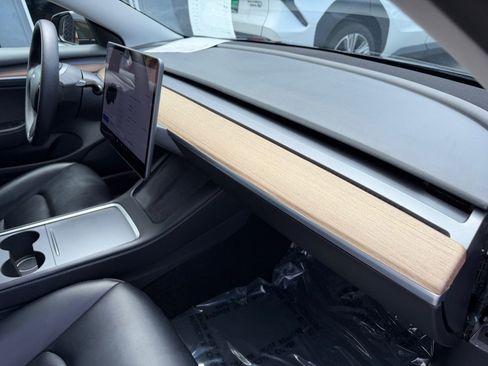 Used 2021 Tesla Model 3 Long Range AWD/4WD image 30