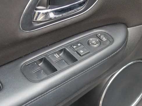 Used 2016 Honda HR-V EX image 23