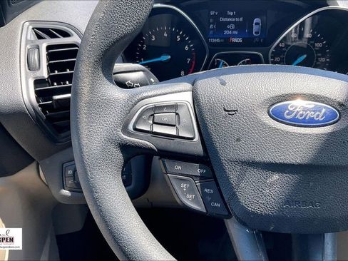 Certified 2019 Ford Escape SE FWD image 17