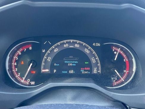 Certified 2025 Toyota RAV4 XLE AWD/4WD image 28