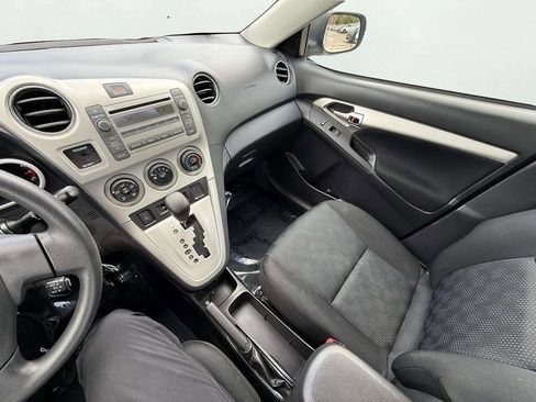 Used 2009 Toyota Matrix S AWD/4WD image 18