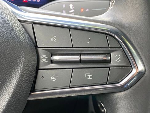 Used 2025 Chevrolet Equinox EV LT image 33