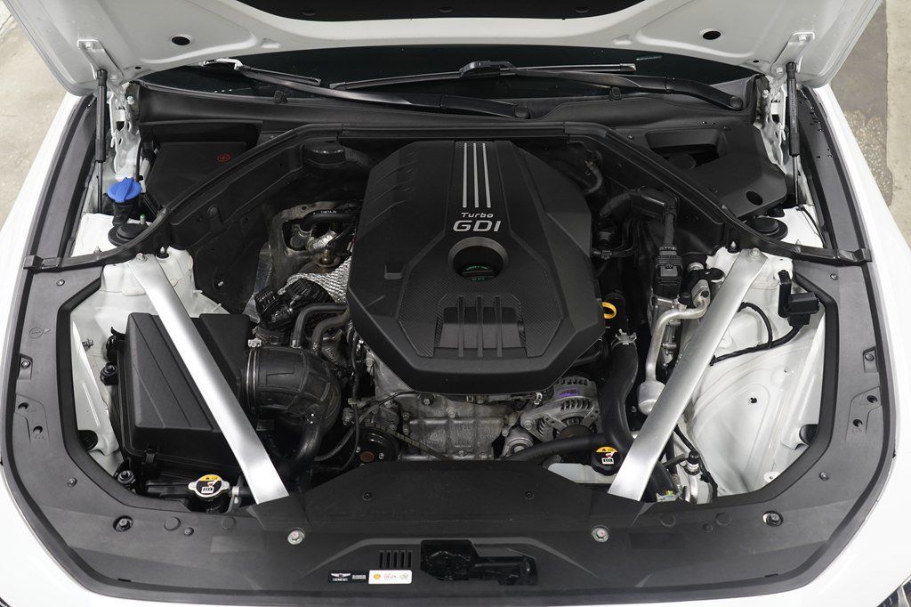 Used 2020 Genesis G70 2.0T RWD image 31