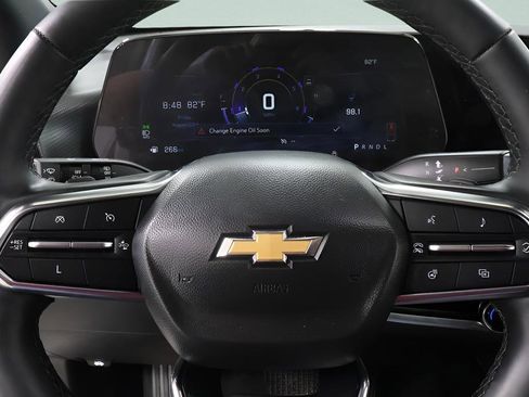 Used 2025 Chevrolet Equinox LT w/ Convenience Package II image 13