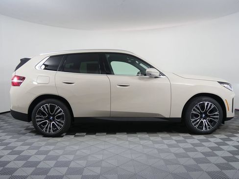 Used 2026 BMW X3 xDrive30i w/ Premium Package AWD/4WD image 3