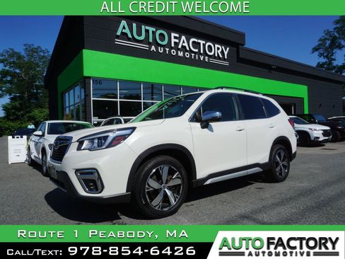 Used 2020 Subaru Forester Touring AWD/4WD image 1