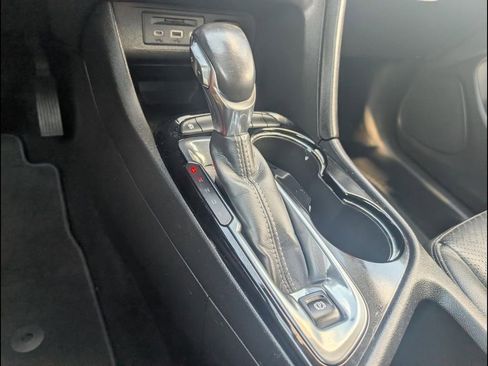 Used 2020 Buick Encore GX Essence w/ Experience Buick Package image 16