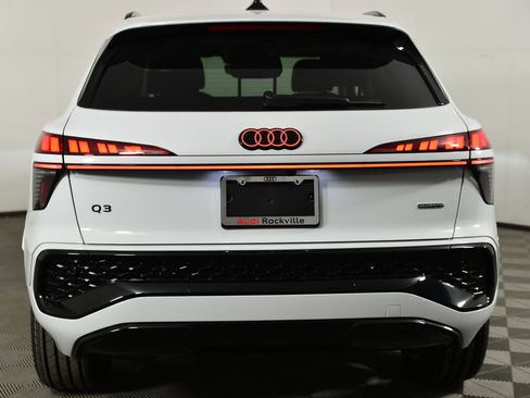 New 2026 Audi Q3 quattro 2.0T image 10