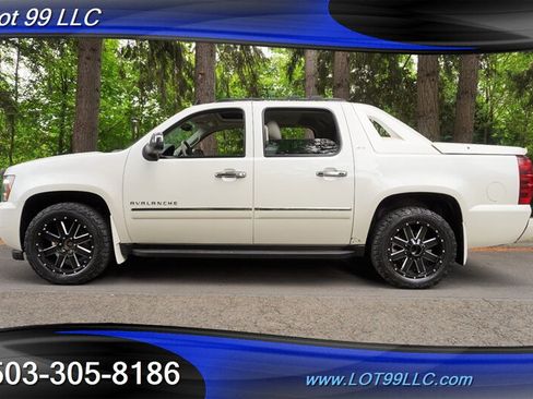 Used 2012 Chevrolet Avalanche LTZ AWD/4WD image 1