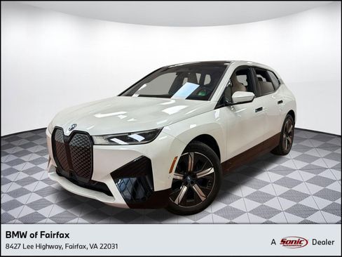 Used 2024 BMW iX xDrive50 w/ Sport Package AWD/4WD image 1
